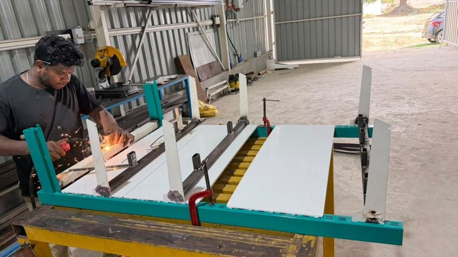 Welding the SHELFi frame