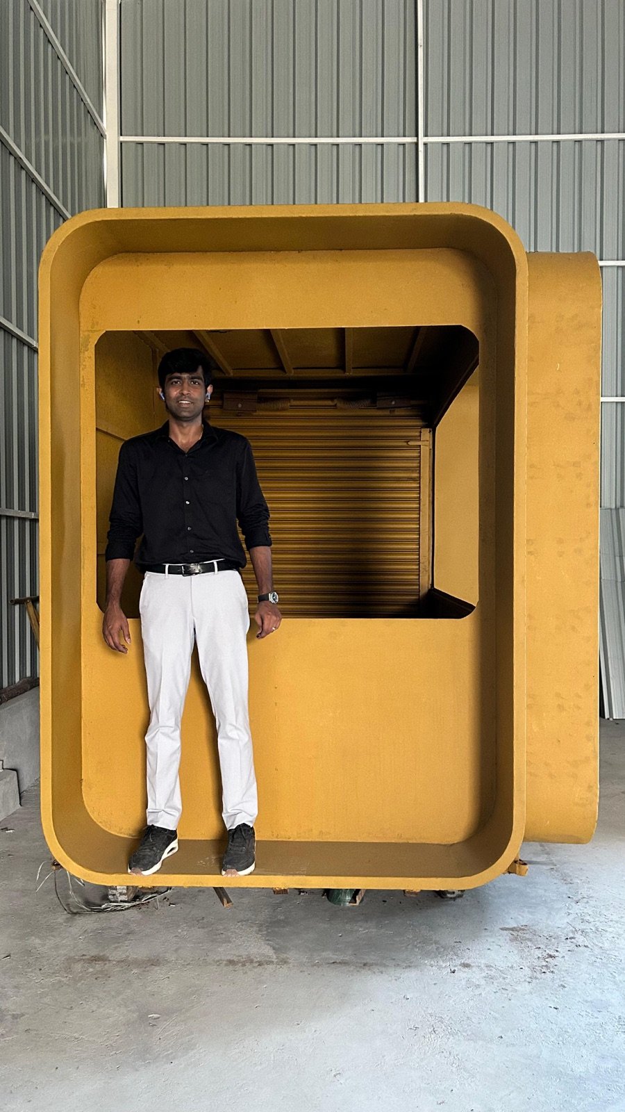 A fabricated Bapsule pod in the Blacxird workshop